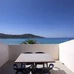 Et Ta Kladia - Omigna 3*