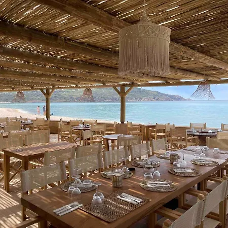 Apartmanhotel Et Ta Kladia - Omigna 3*