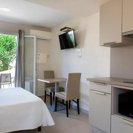 Et Ta Kladia - Omigna Apartmanhotel