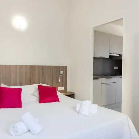 Et Ta Kladia - Omigna Apartmanhotel Cargèse