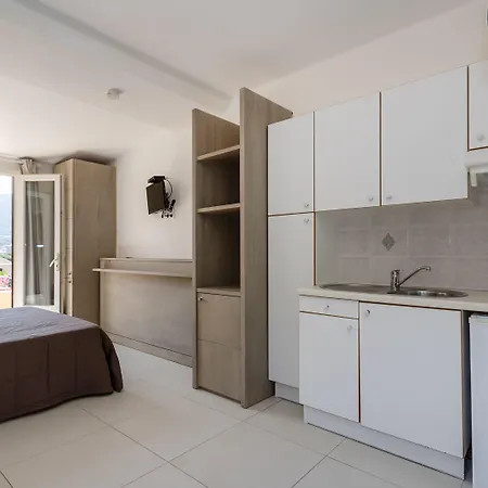 Et Ta Kladia - Omigna Aparthotel 3*