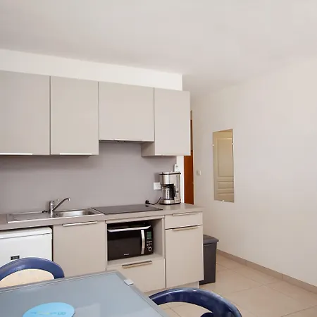 Et Ta Kladia - Omigna 3*