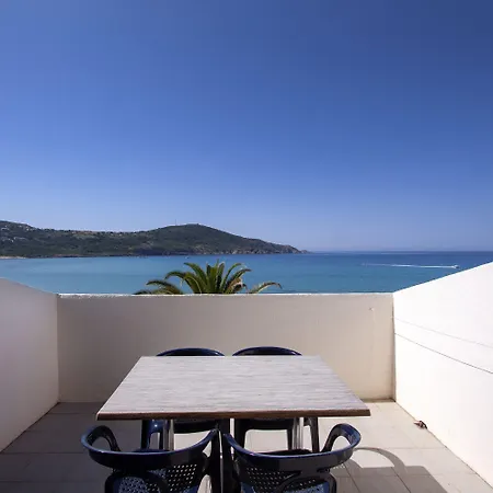 Et Ta Kladia - Omigna 3*