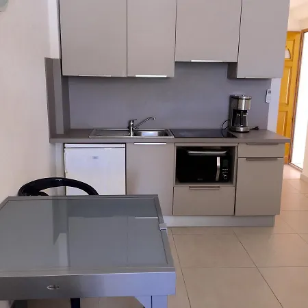 Et Ta Kladia - Omigna Apartmanhotel