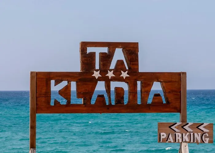 Ξενοδοχείο με διαμερίσματα Et Ta Kladia - Omigna 3*