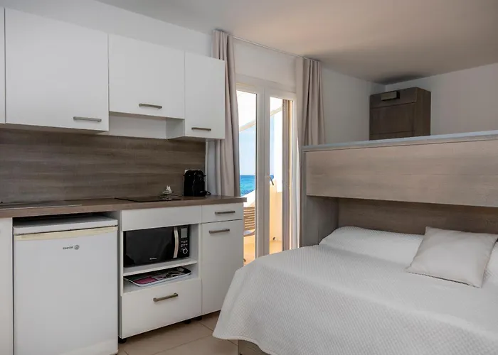 Et Résidence Ta Kladia - Omigna Apartahotel Cargèse