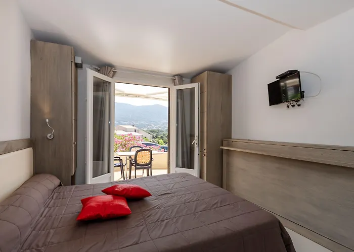 Et Ta Kladia - Omigna Aparthotel Cargèse