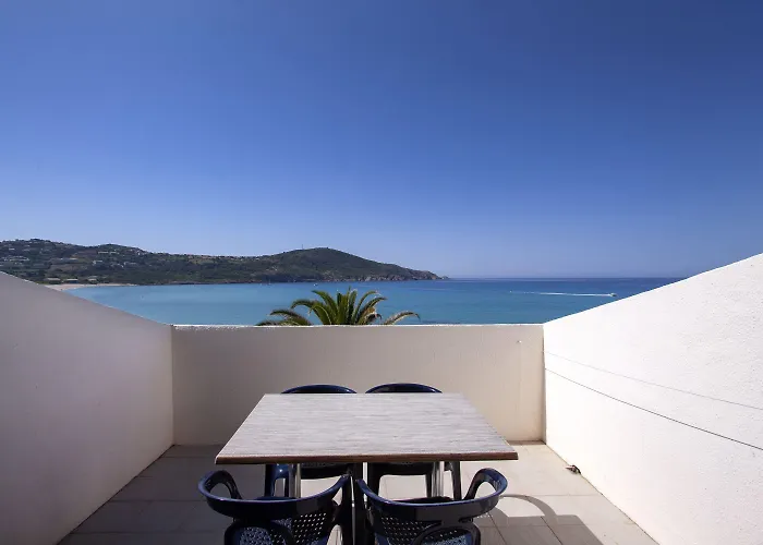 Et Ta Kladia - Omigna 3*