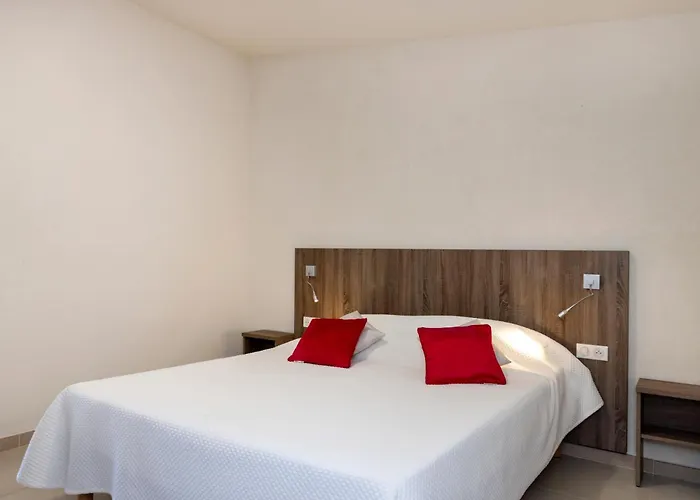 Et Ta Kladia - Omigna Cargèse